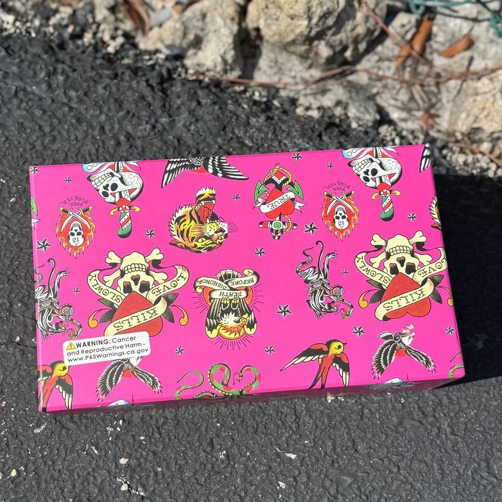Ed Hardy Pink Tattoo Print Convertible Wristlet and Tiger Key Ring Gift Set NIB - Picture 6 of 6